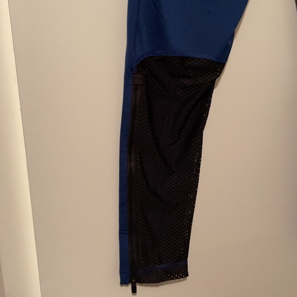 Adidas Leggings - Picture 5 of 5